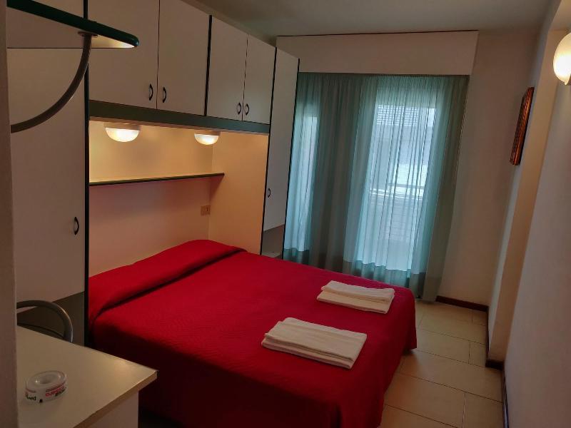 Hotel Ambra Lignano Sabbiadoro Exterior foto